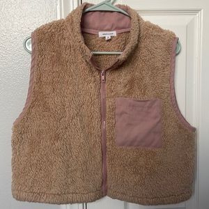 Stitch& pine cropped fleece vest M